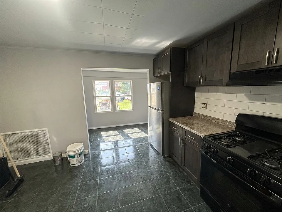 Kitchen with Dinette