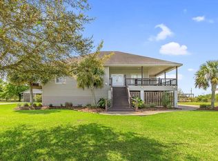 212 Gulfway Dr, Hackberry, LA 70645