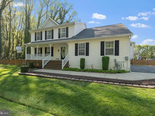 1221 Cedar Ln, Edgewater, MD 21037