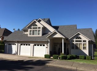 740 Holly Ave, Cottage Grove, OR 97424