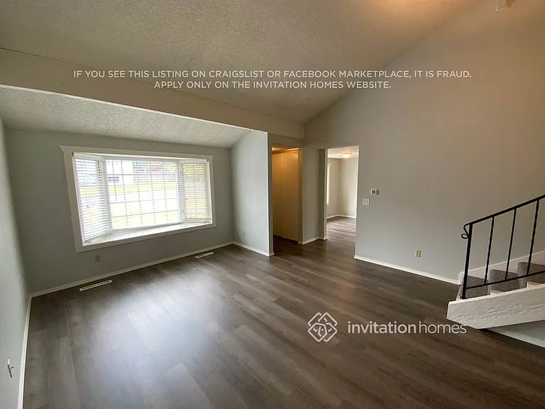 2409 Birch Ave — Photo 3