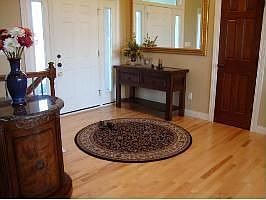 2nd image of 533 18th Ave E