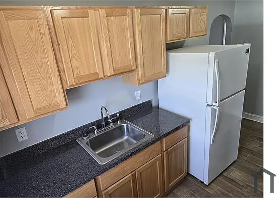 2 bed, $1,400 — Photo 4