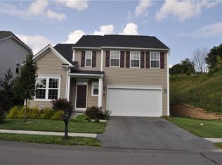 4000 Fieldcrest Dr, Bridgeville, PA 15017