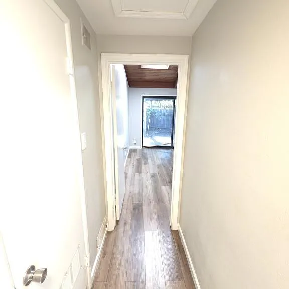2217 Polk Way — Photo 12