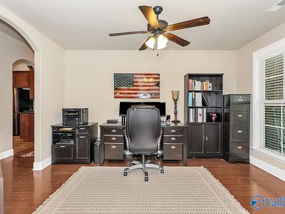 5th image of 2805 Slate Dr