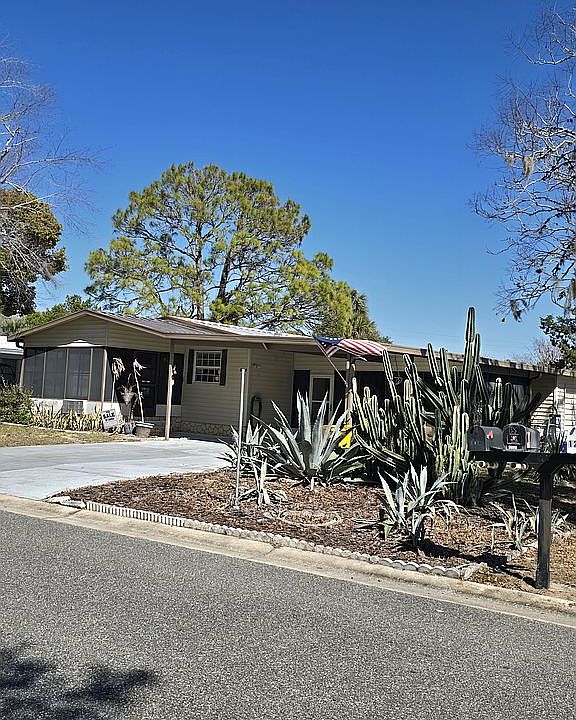 1st image of 1200 Lake Dr