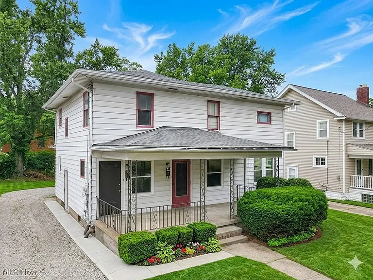 1404 Eastwood Ave — Photo 11