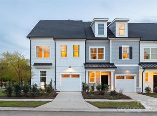 9535 Munsing Dr, Charlotte, NC 28269