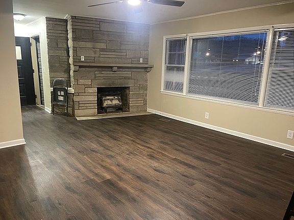 4th image of 221 Halls Rd