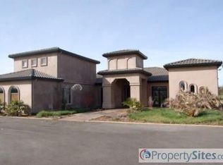 19750 Holstein Ln, Redding, CA 96002