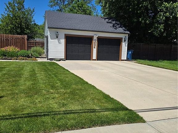 4th image of 1404 W 22nd St