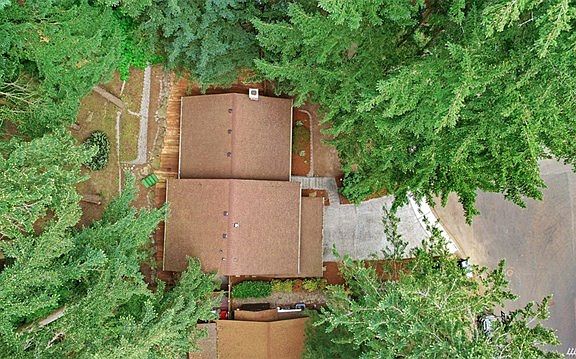 3rd image of 22302 36th Ave W