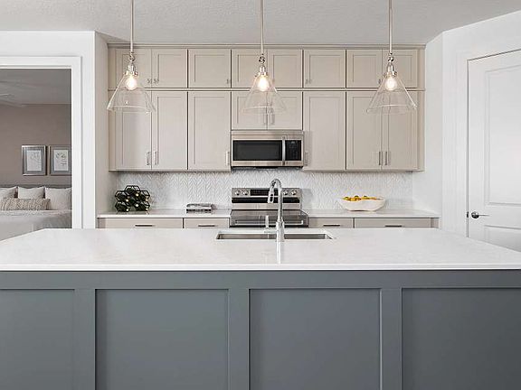 Ellington Place - Badland II Interior Image 4