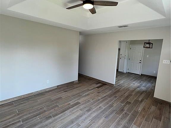 3rd image of 3513 Viento St