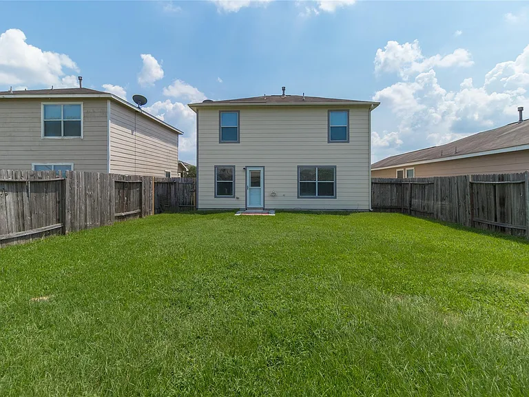 9331 Norwood Trails Dr — Photo 25