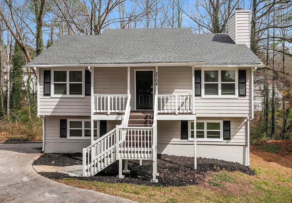1st image of 2704 Laurel View Dr