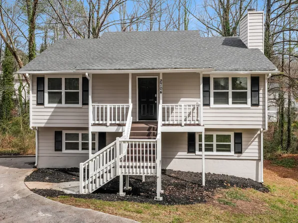 2704 Laurel View Dr, Snellville, GA 30039