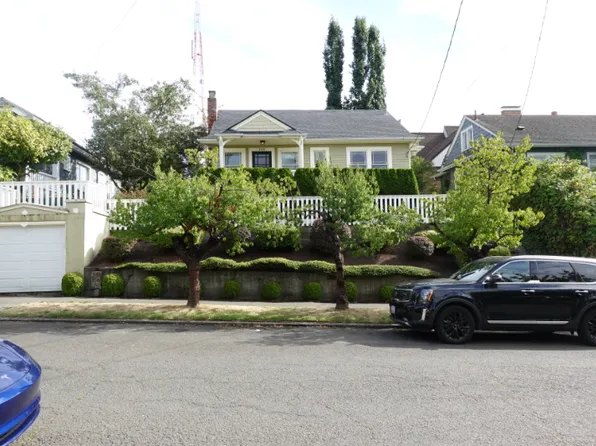 309 Hayes St, Seattle, WA 98109