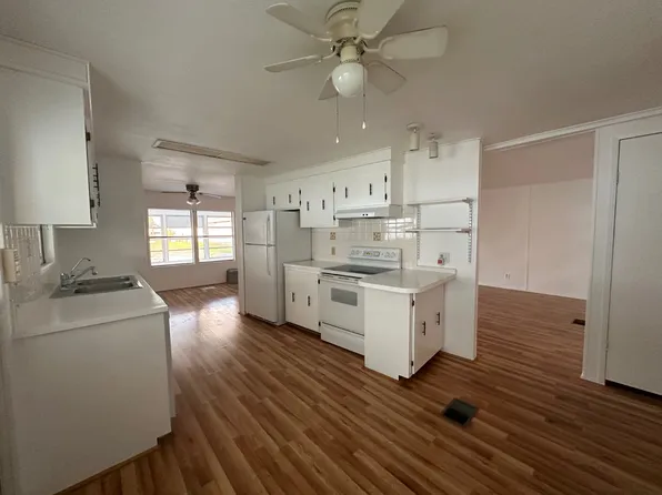 322 Doubloon Dr, North Fort Myers, FL 33917