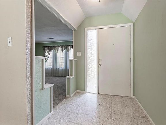3rd image of 3821 Wilkie Way