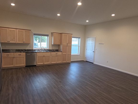 4th image of 794 Pre Emption Rd #11560058