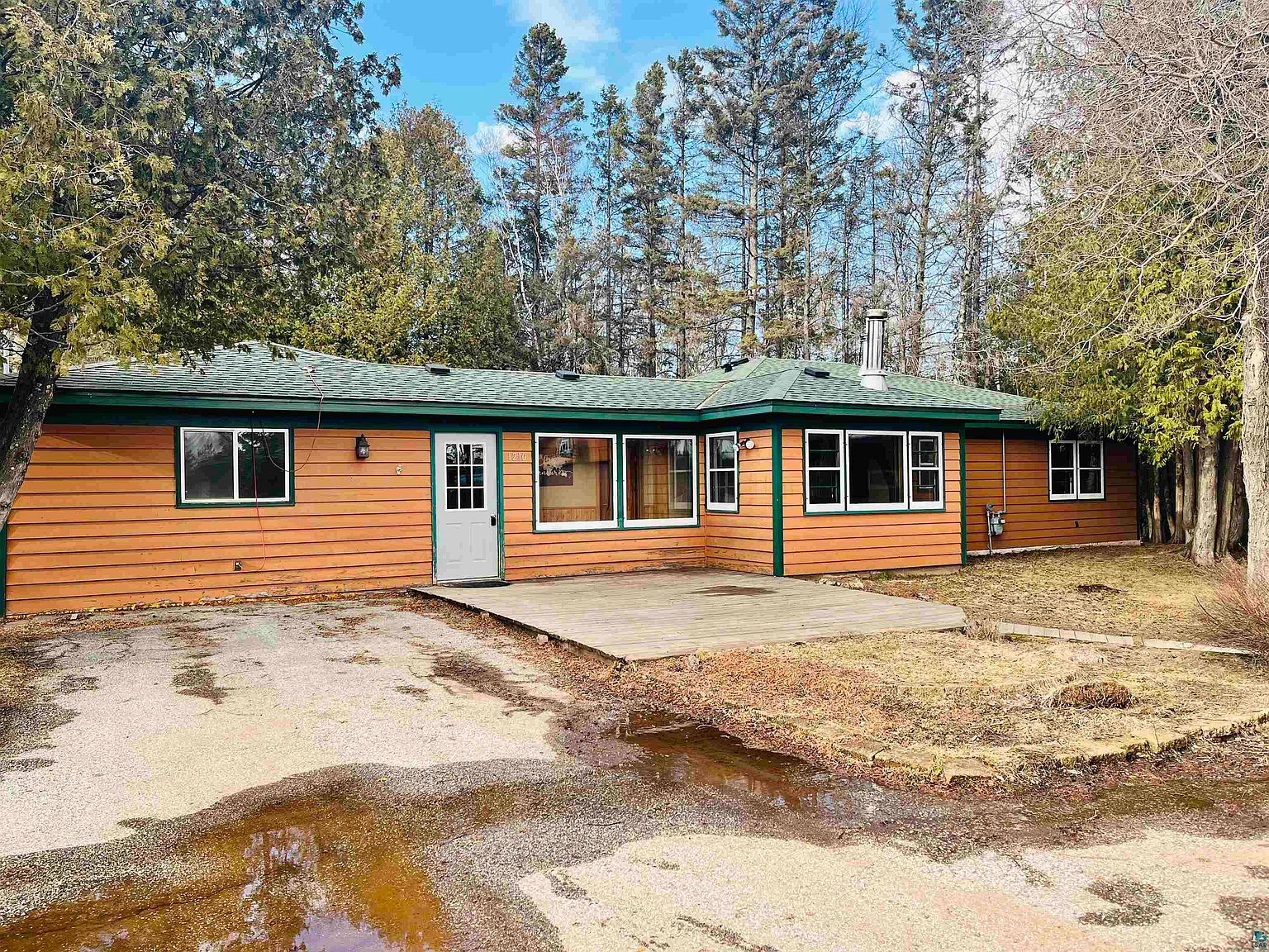 1210 8th Ave, Two Harbors, MN 55616 Zillow
