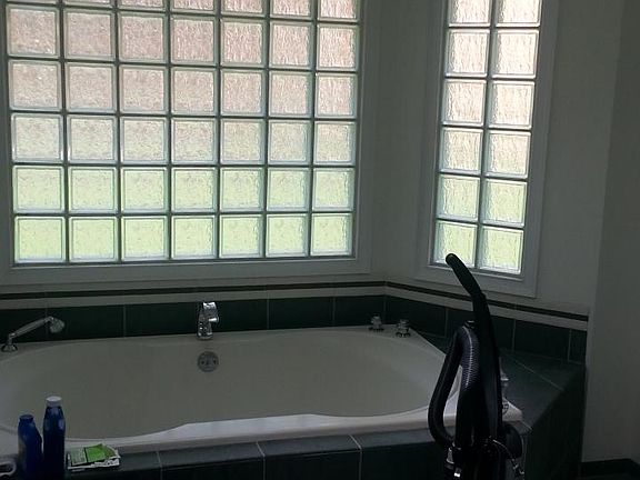 Master tub