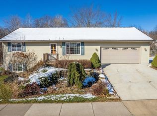 1455 21st St, Reedsburg, WI 53959