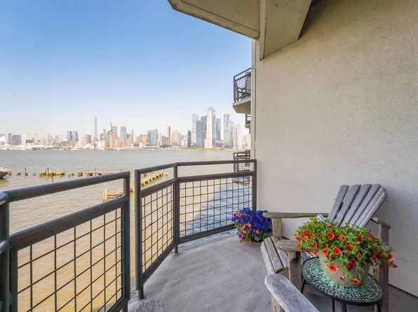 600 Harbor Blvd Unit 967, Weehawken, NJ 07086