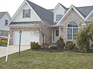1070 Saddleclub Dr, Canonsburg, PA 15317