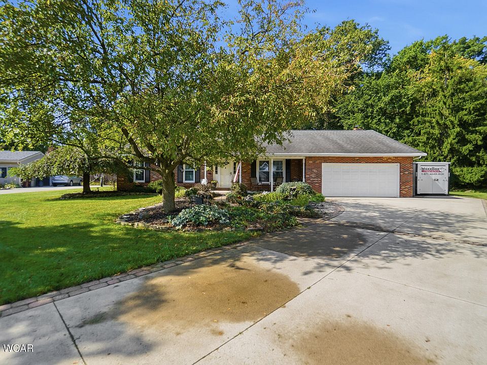 1st image of 2507 Debbie Dr