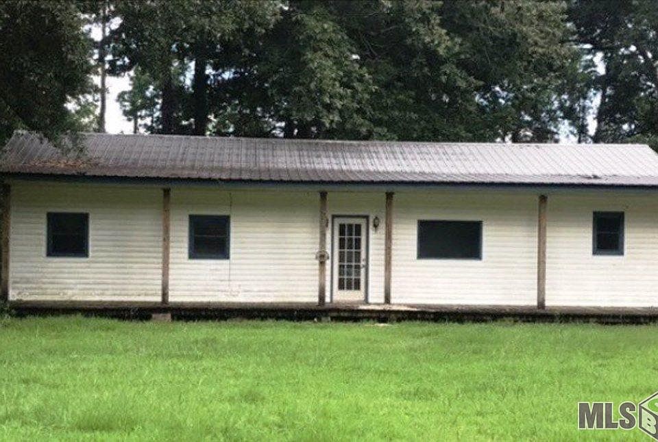 1st image of 10920 Whispering Oaks Dr