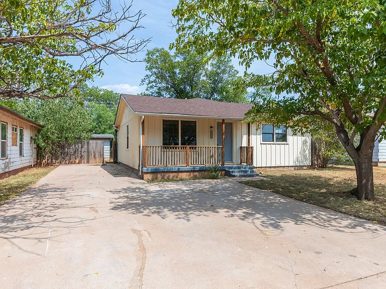 2233 Fannin St — Photo 3