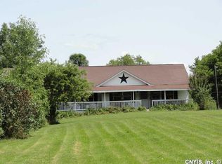 8114 Lewis Point Rd, Canastota, NY 13032