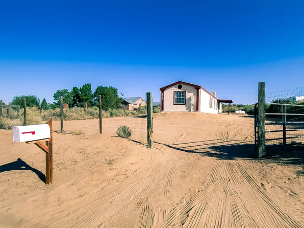 507 12th Ave NW, Rio Rancho, NM 87144