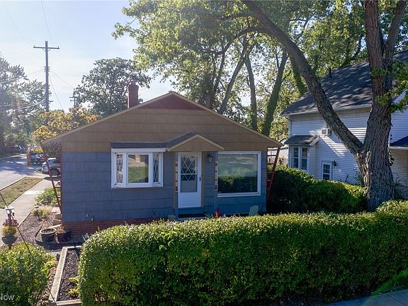 2nd image of 1664 Lakeview Ave