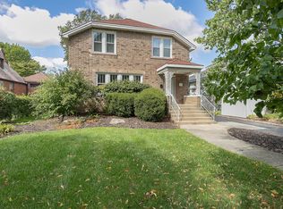 452 Loudon Rd, Riverside, IL 60546