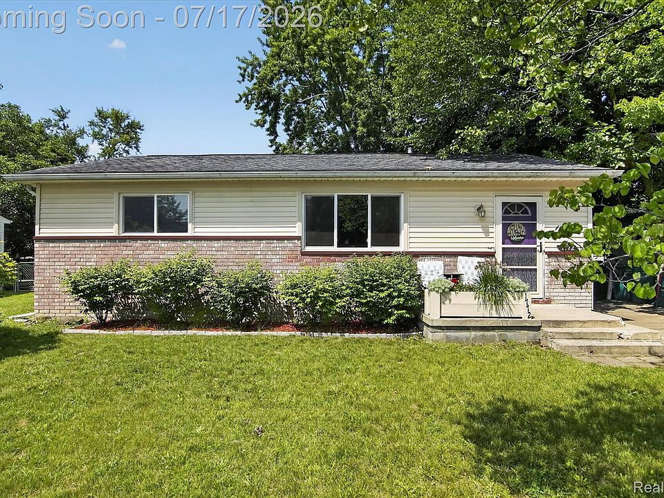 1st image of 1772 Emerson Ave