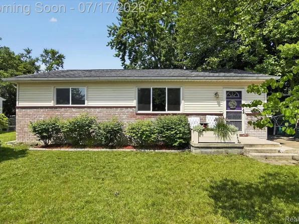 1772 Emerson Ave, Ypsilanti, MI 48198
