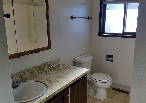 5th image of 1508 Yellowstone Ave APT 4