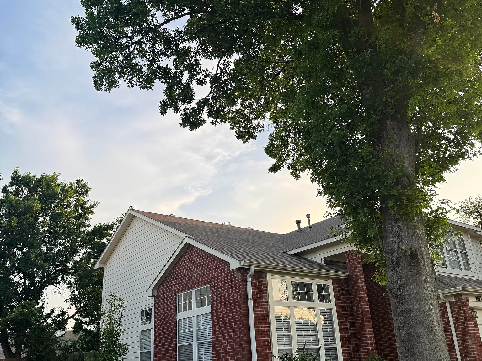 3 bed, 2082 sqft, $2,450 — Photo 4