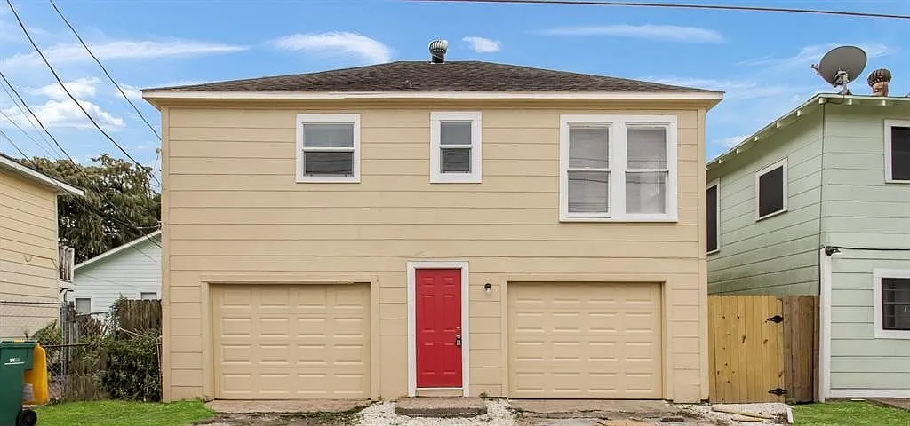 3 bed, 1.5 bath, 1984 sqft, $1,675 — Photo 1