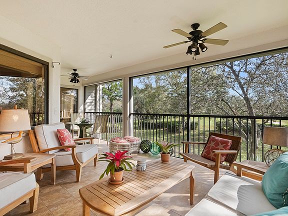 4th image of 6403 SE Brandywine Court #221