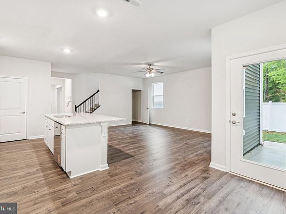 5th image of 6190 Discovering Ridge Dr