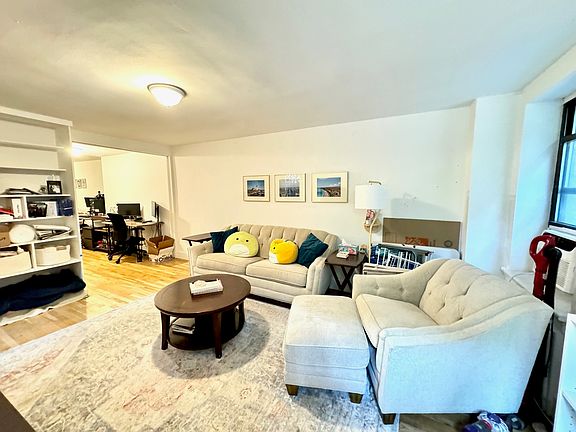3rd image of 341 E 19th St APT D