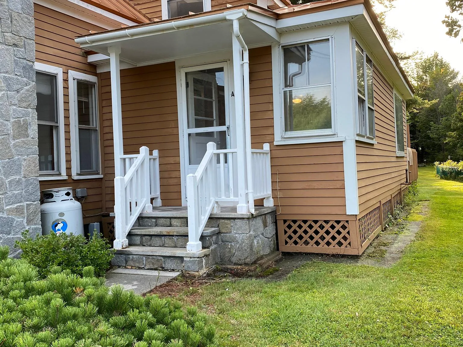 232 Bond Brook Rd — Photo 2
