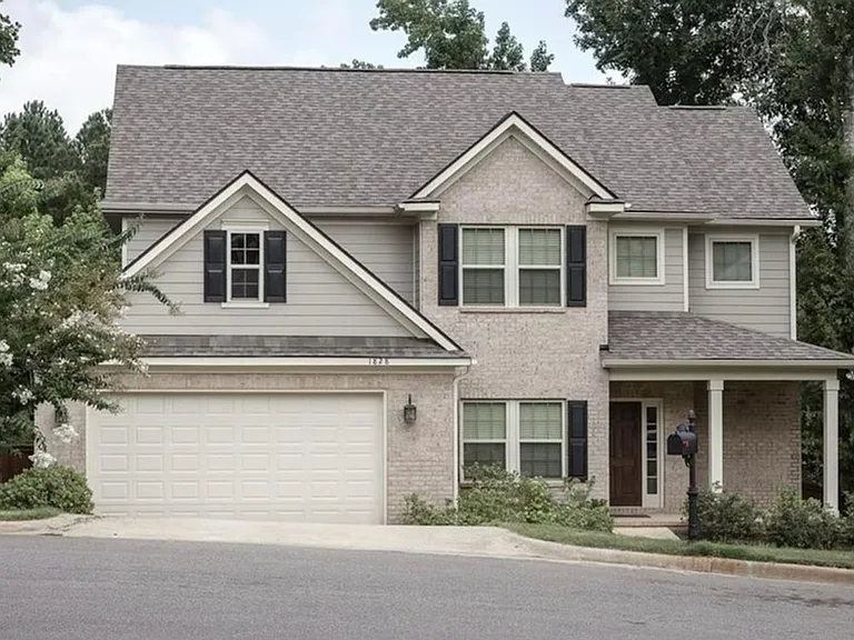 1828 Seagrave Ct — Photo 1