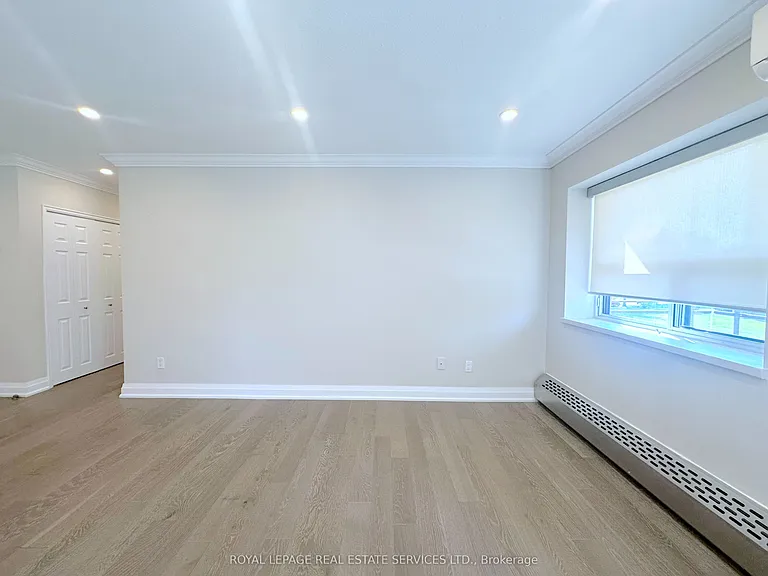 135 Allan St #204 — Photo 6