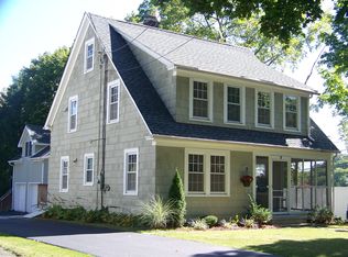 2 Mountain View Ave, Ridgefield, CT 06877